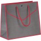 Sac en papier gris et rouge